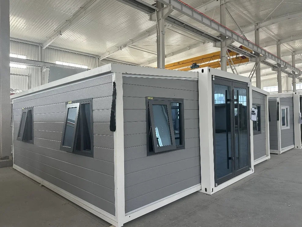 Customized Expandable Container House and Portable Mobile Home 40ft Prefab Foldable 3 Bedrooms Luxury Villa Hot Sale